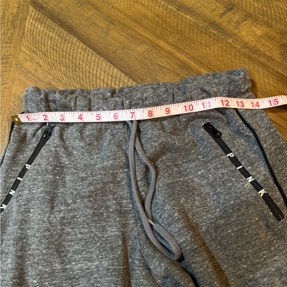 PINK VS Gray Sweatpants With Cheetah Branding and Zipper Pockets - Picture 5 of 9